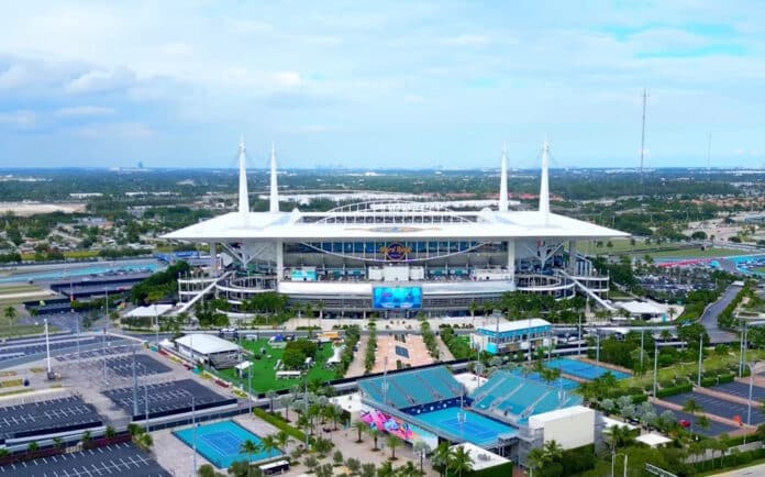 FIFA virallinen musiikkialbumi Miami Hard Rock Stadium